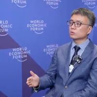 Ping An Good Doctor CEO He Mingke Speaks At 2026 Summer Davos: China Is Entering Its Own "Longevity Era" Ping An Good Doctor CEO He Mingke Speaks At 2026 Summer Davos: China Is Entering Its Own "Longevity Era"
