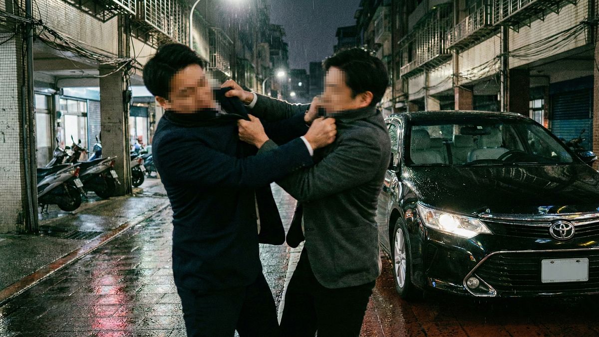 PAZZO董座爆打Uber掀品牌危機!送醫後1舉動惹怒眾人 網怒喊:抵制黑道企業