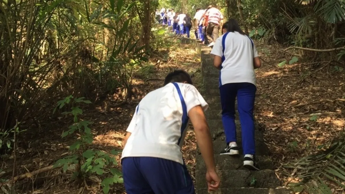 認識在地 師生同遊水沙連古道尋幽