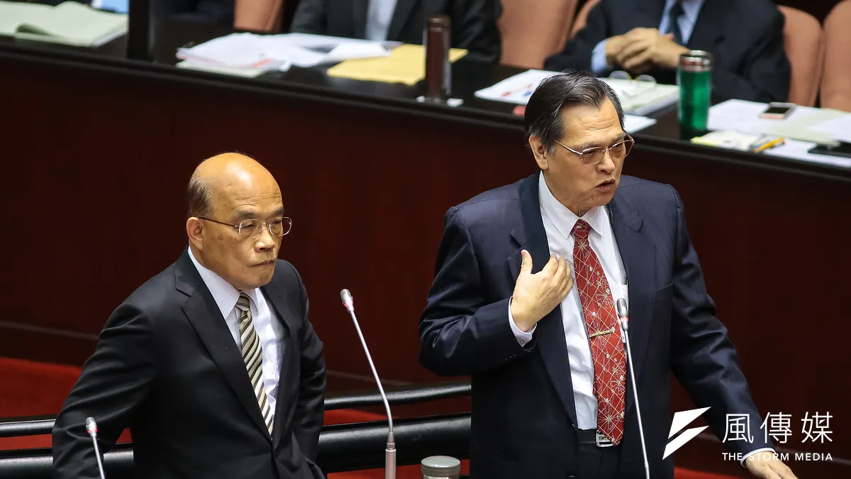 20190305-陸委會主委陳明通(右)、行政院長蘇貞昌5日於立院備詢。(顏麟宇攝) 20190305-陸委會主委陳明通(右)、行政院長蘇貞昌5日於立院備詢。(顏麟宇攝)