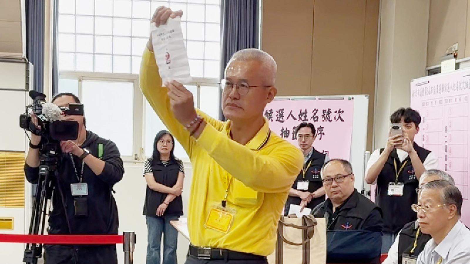 新北市長候選人推「1夫2妻、1妻2夫」 蘇輝湟曝驚人政見救生育率