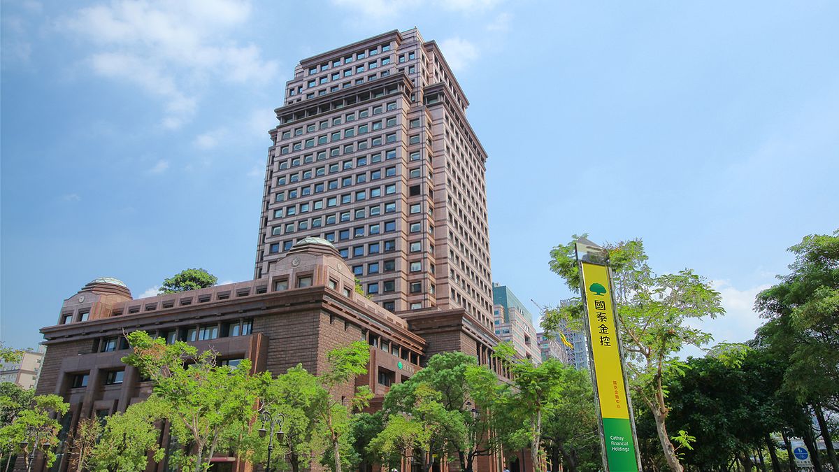 國壽10月大賺148億 推升國泰金前10月賺942億、累計EPS 6.16元