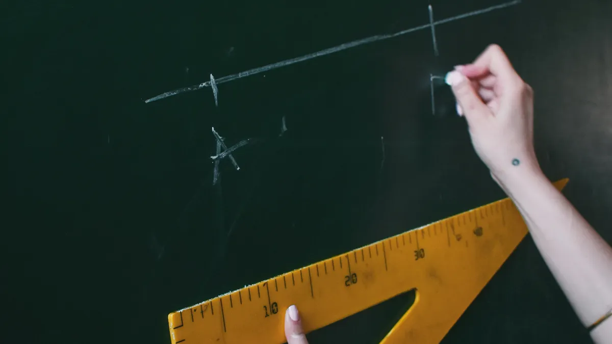 新學期即將開學,全台各地的師資短缺問題持續延燒,其中花蓮縣的狀況同樣嚴峻。(圖/取自pexels) 新學期即將開學,全台各地的師資短缺問題持續延燒,其中花蓮縣的狀況同樣嚴峻。(圖/取自pexels)