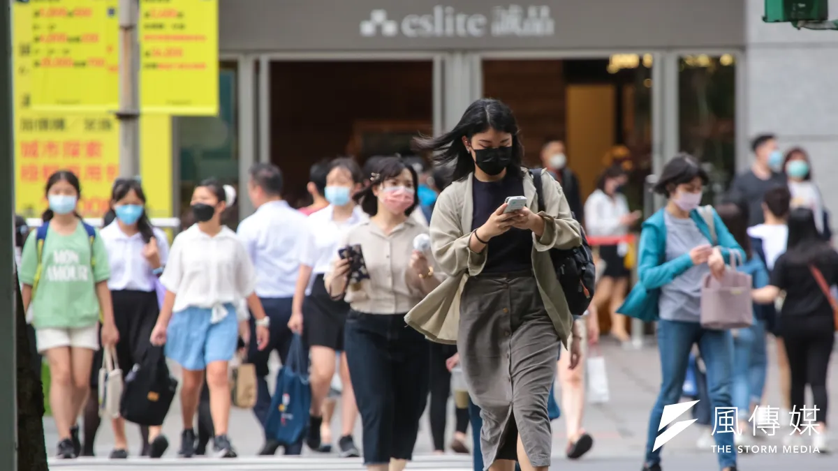 立法院要求行政院人事總處參考英國Bank Holiday制度,研議將國定假日挪成3日連休。(資料照/顏麟宇攝)