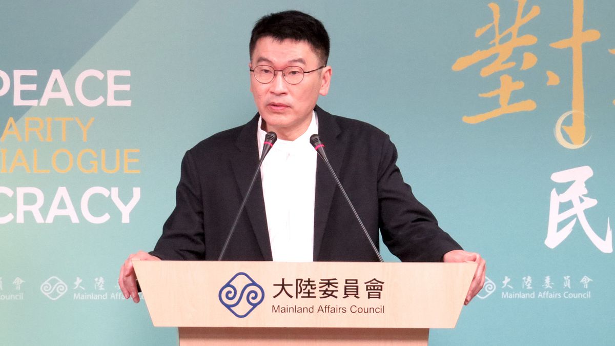 台灣有希望直飛新疆烏魯木齊?陸方曝客座率8成需求高,梁文傑承諾找航空公司談