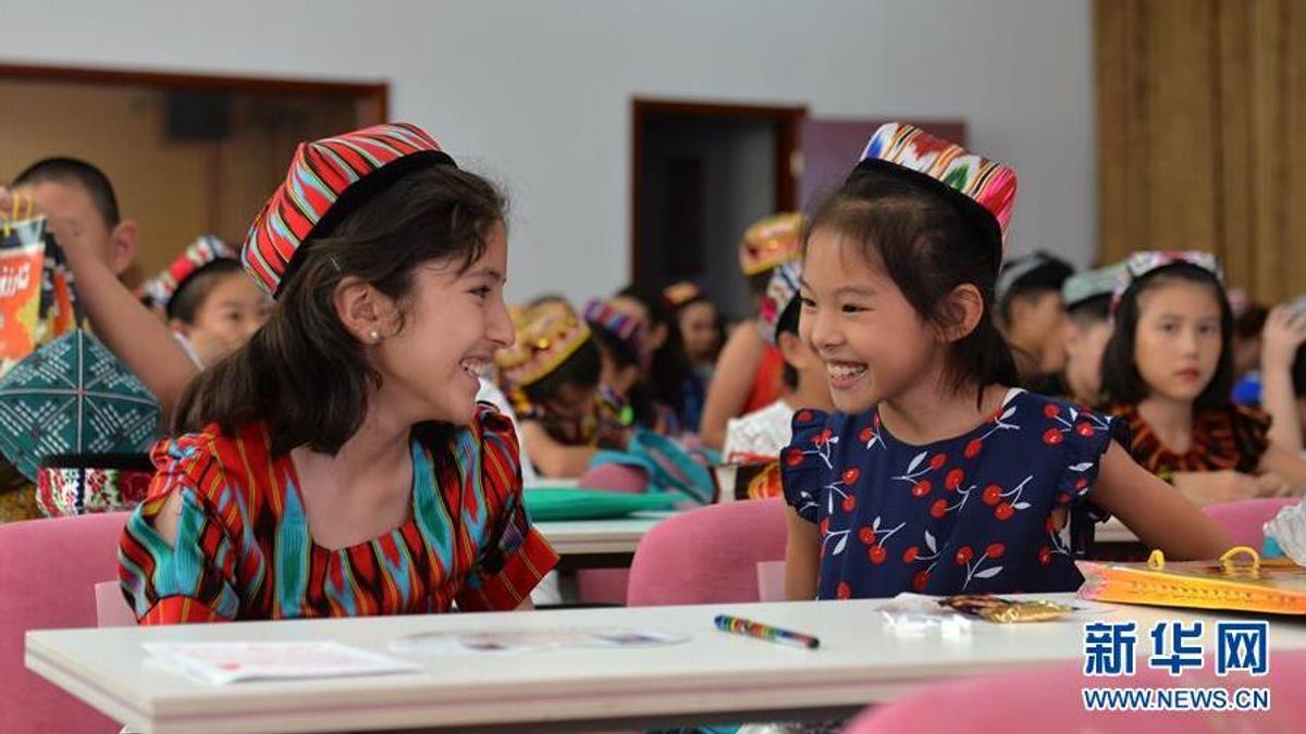 中國官方近期努力推動維漢交流,尤其鎖定青年和兒童。(新華網) 中國官方近期努力推動維漢交流,尤其鎖定青年和兒童。(新華網)