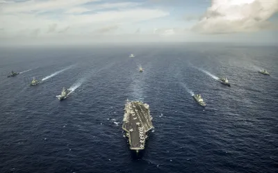 美國核動力航母喬治華盛頓號帶領的中日印艦隊。(美國海軍資料照)