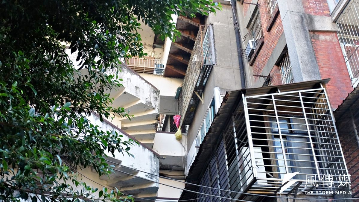 一處號稱「台北最窮社區」之地,記取17年前SARS各種教訓,意外成了全台最強防疫典範!(謝孟穎攝) 一處號稱「台北最窮社區」之地,記取17年前SARS各種教訓,意外成了全台最強防疫典範!(謝孟穎攝)