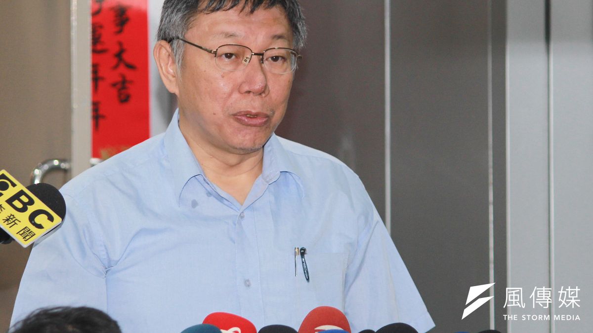 台北市長柯文哲6日上午在台北市政府接受訪問。(方炳超攝) 台北市長柯文哲6日上午在台北市政府接受訪問。(方炳超攝)