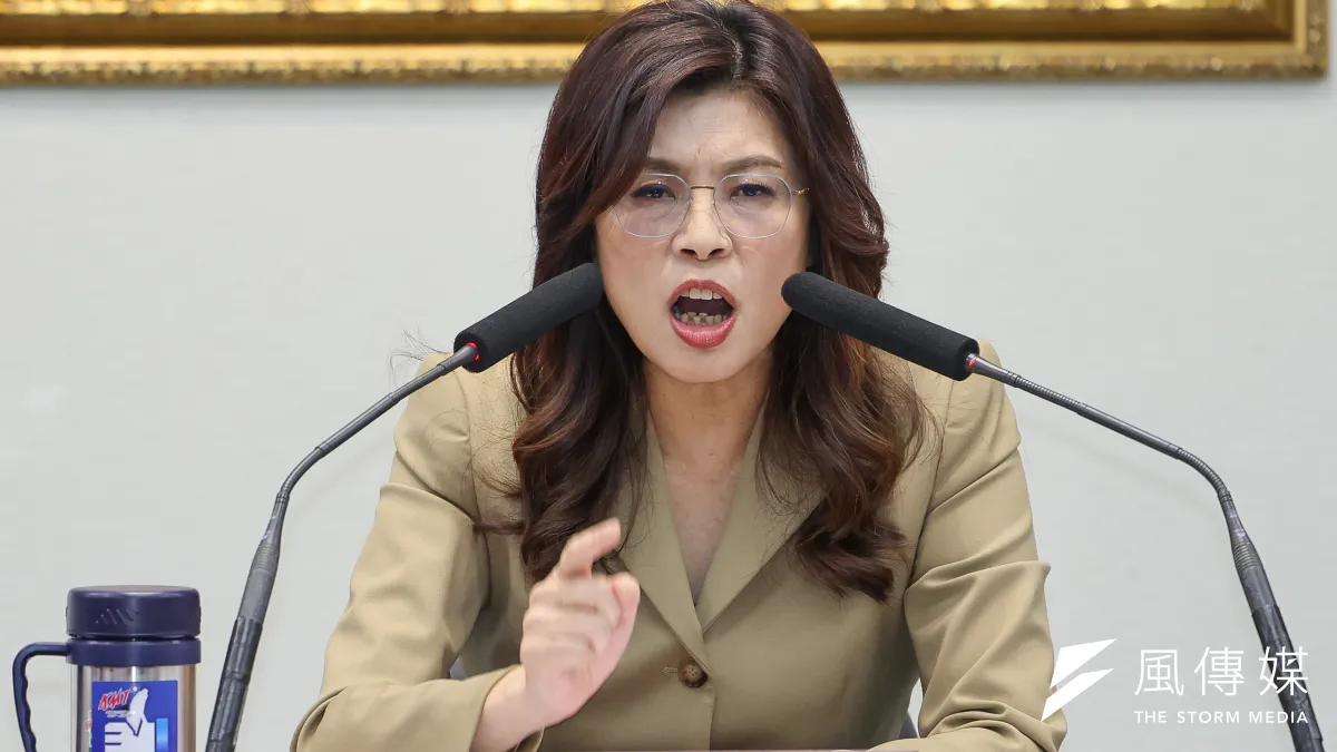 20260520-國民黨中常會,黨主席鄭麗文於會前發表談話。(陳品佑攝)