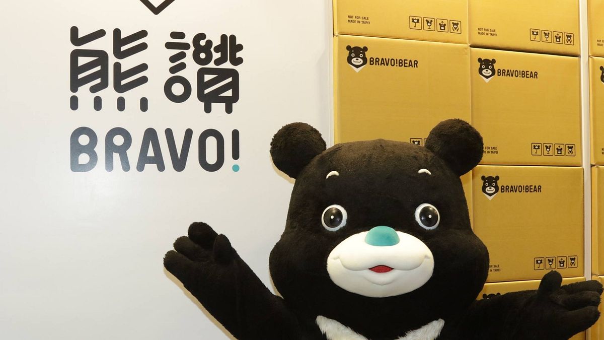 北市議員周威佑質疑,「熊讚微整形」陳思宇是想改朝換代、抹煞前任觀傳局長簡余晏功績。(取自熊讚Bravo臉書) 北市議員周威佑質疑,「熊讚微整形」陳思宇是想改朝換代、抹煞前任觀傳局長簡余晏功績。(取自熊讚Bravo臉書)