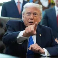 ホワイトハウスの執務室で記者団の質問に応じるトランプ米大統領。(写真/AP通信提供) ホワイトハウスの執務室で記者団の質問に応じるトランプ米大統領。(写真/AP通信提供)
