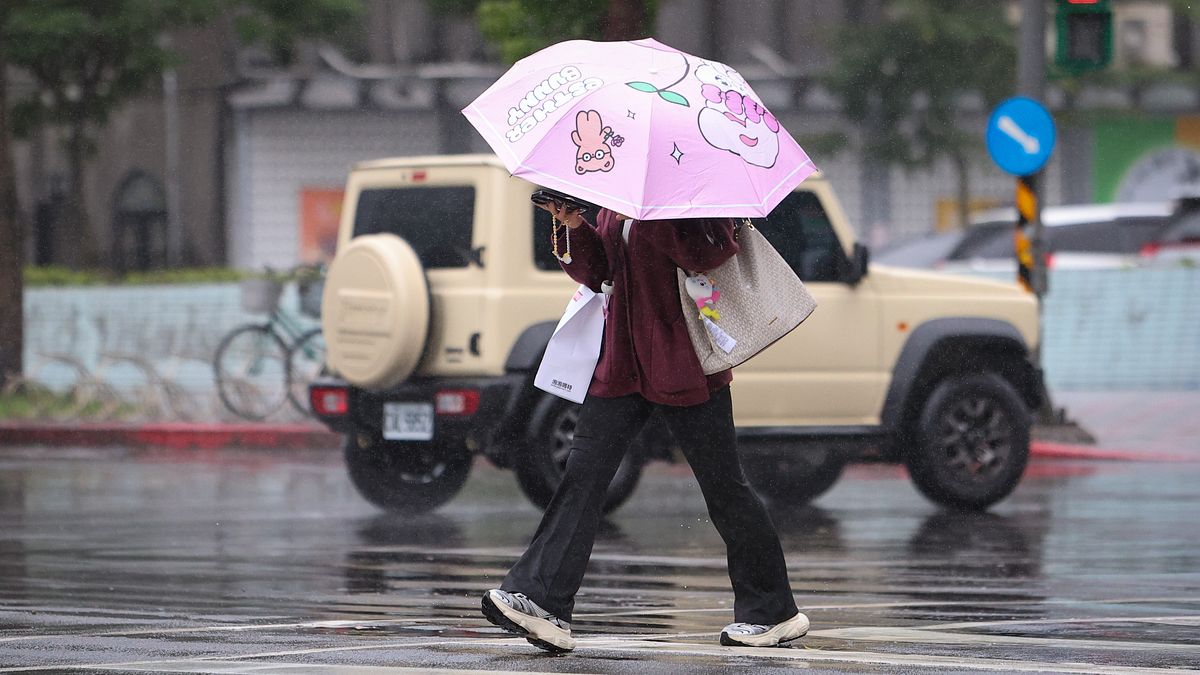 放不放颱風假?雲林縣停班課公告一改再改 市民無奈:心情像洗三溫暖