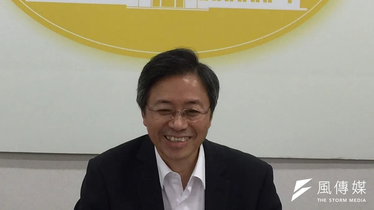 代行閣揆職務的副院長張善政21日上午舉行會議,針對五二0前法案、預算、人事及計劃等政院政務運作,除不隨內閣總辭的獨立機關外,其他機關均不得再處理重大政策及人事。(資料照,仇佩芬攝) 代行閣揆職務的副院長張善政21日上午舉行會議,針對五二0前法案、預算、人事及計劃等政院政務運作,除不隨內閣總辭的獨立機關外,其他機關均不得再處理重大政策及人事。(資料照,仇佩芬攝)