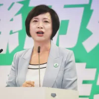 台中市長選をめぐり、民進党は国民党陣営に先んじて選挙態勢を整え、各派閥と良好な関係を築いている立法委員の何欣純氏を候補として擁立した。(写真/柯承惠撮影) 台中市長選をめぐり、民進党は国民党陣営に先んじて選挙態勢を整え、各派閥と良好な関係を築いている立法委員の何欣純氏を候補として擁立した。(写真/柯承惠撮影)