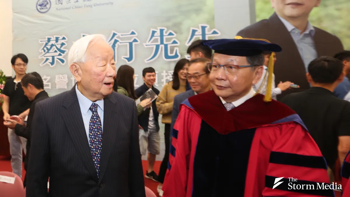 Twenty-five years alongside TSMC founder Morris Chang (left) left a lasting mark on Rick Tsai (right). (File photo by Chou Chi-yuan)