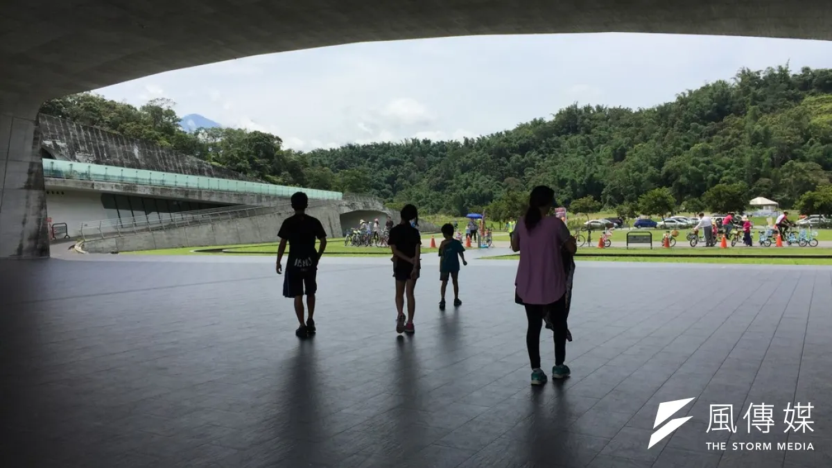(交通部公布數據,陸客確實大幅減少。(圖為日月潭的向山旅客服務中心/呂紹煒攝)