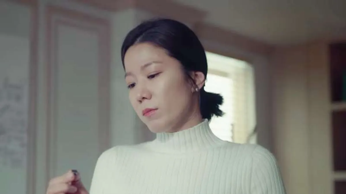 如果發現對方外遇,就算證據薄弱,還是能夠藉由不同的運用方式,來讓自己獲得日後的保障(示意圖非本人/JTBC Drama@youtube) 如果發現對方外遇,就算證據薄弱,還是能夠藉由不同的運用方式,來讓自己獲得日後的保障(示意圖非本人/JTBC Drama@youtube)