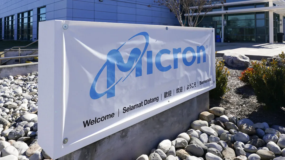 狄驤氏は、米マイクロンがDDR4の大幅増産を発表し、バージニア工場の生産能力を4倍に引き上げると指摘した。(写真/AP通信)