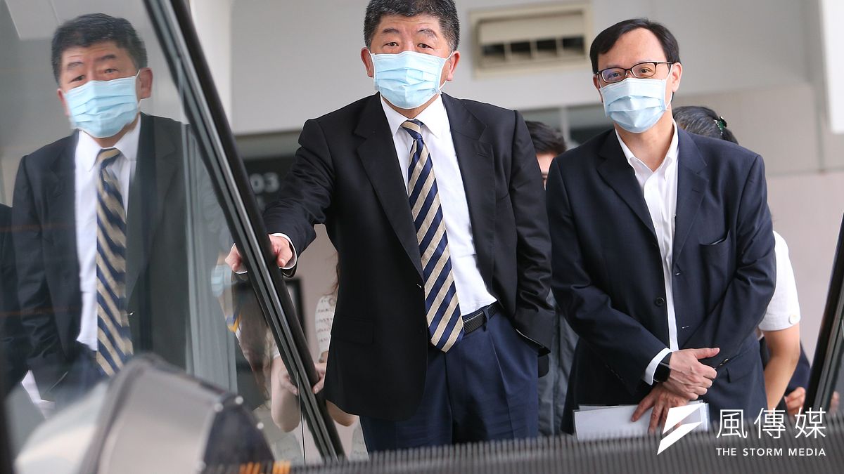 作者認為,衛福部長陳時中對於各國的差別防疫,若難以獲得國際社會認同,無異於國境線內自得其樂,防疫國家隊反成扼殺經濟發展的絆腳石。(資料照,顏麟宇攝) 作者認為,衛福部長陳時中對於各國的差別防疫,若難以獲得國際社會認同,無異於國境線內自得其樂,防疫國家隊反成扼殺經濟發展的絆腳石。(資料照,顏麟宇攝)