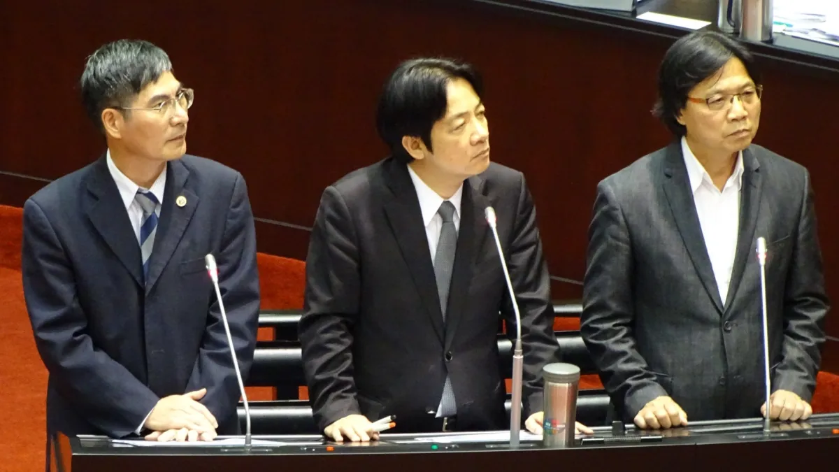 行政院長賴清德9月接受立院總質詢時,立委劉世芳針對南部科學園區應增設第二園區,要求擴增土地,完備園區的聚落效應,賴清德當場承諾10月底前提出執行進度。(圖/劉世芳辦公室提供)
