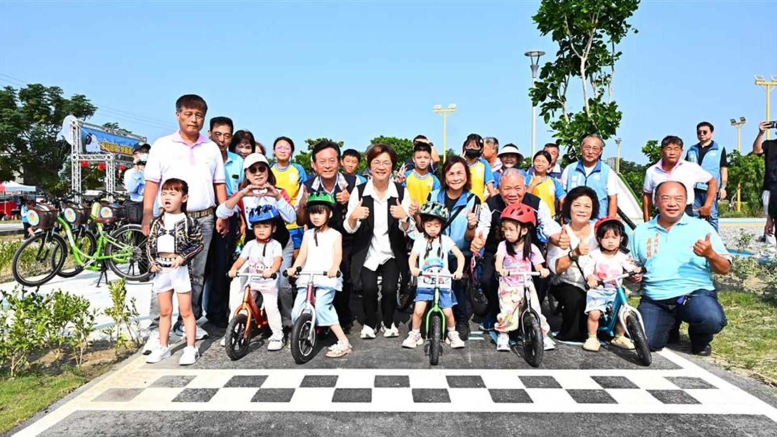彰化第一座以汽車主題為特色的公園 「大城追風公園」啟用