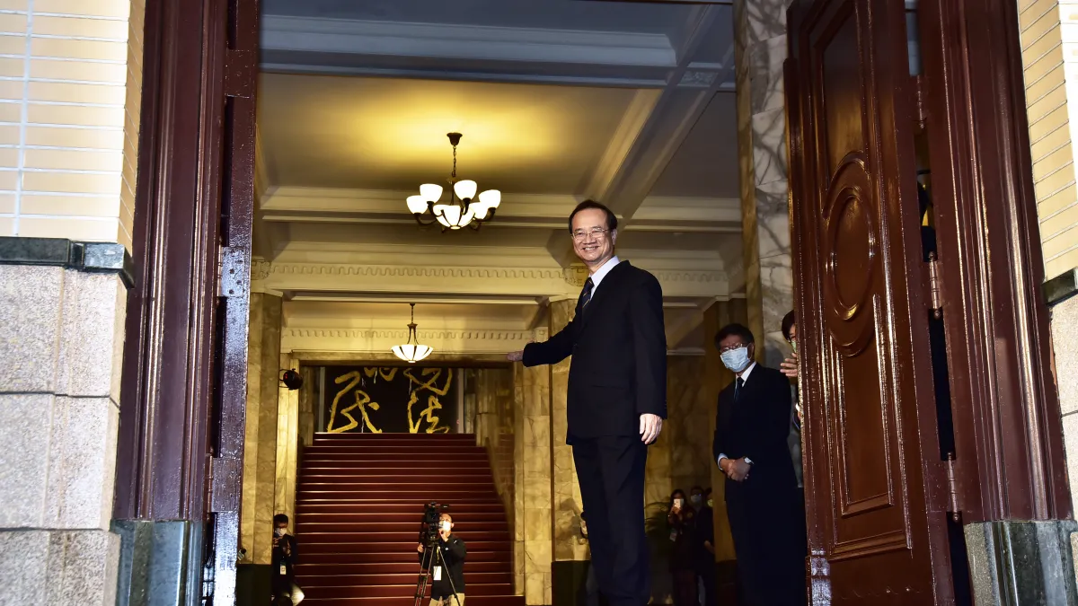 最高法院院長吳燦退休前大聲疾呼,司法人事不能存在「客製化黑箱」。圖為司法院長許宗力。(司法院提供)