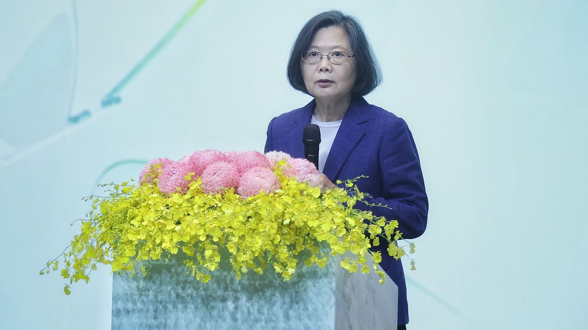 不滿蔡英文訪歐!中國怒批「下台後到處鑽營」 我外交部反嗆:無權置喙