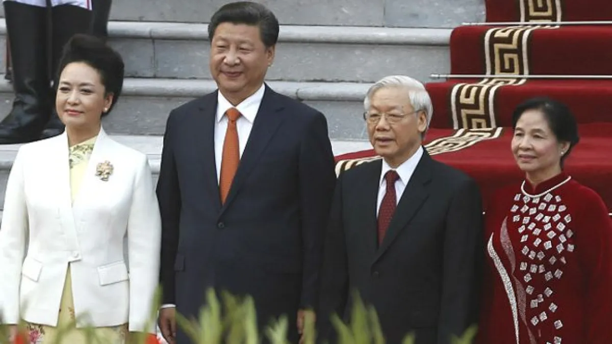 河內本周為歡迎中國國家主席習近平鋪開了紅地毯。(BBC中文網)