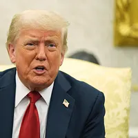 アメリカ在住の政治学教授である翁履中氏によると、台湾がトランプ米大統領から直接関税に関する書簡を受け取る可能性は低いとのことだ。通例として、そのような決定は直接発表される見込みだと翁氏は指摘している。(写真/AP通信) アメリカ在住の政治学教授である翁履中氏によると、台湾がトランプ米大統領から直接関税に関する書簡を受け取る可能性は低いとのことだ。通例として、そのような決定は直接発表される見込みだと翁氏は指摘している。(写真/AP通信)
