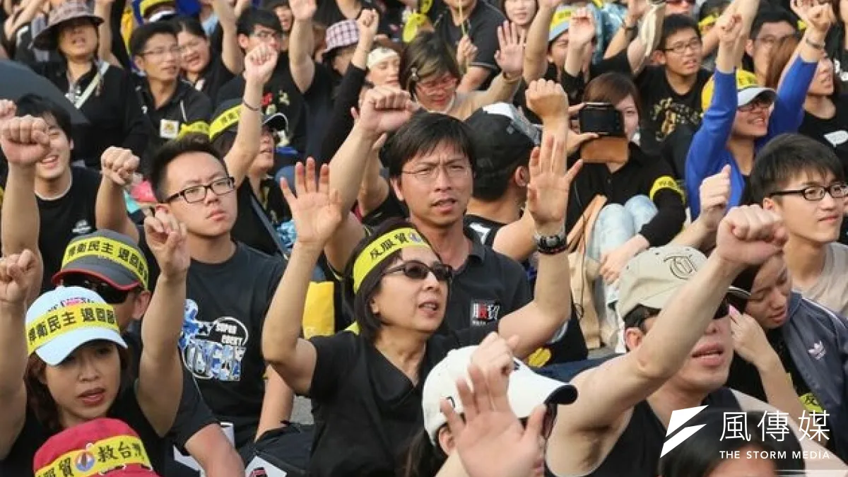 反服貿議題熱,社會緊繃,讓輕微躁症病人大增。(吳逸驊攝0