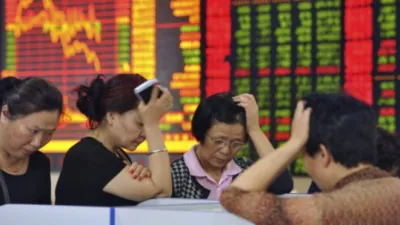 作者說,今年IPO與SPO市況不佳,正是資本市場問題的縮影。上市櫃業務萎縮及台股成交量高低,影響證券承銷與經紀業務,券商面臨產業瓶頸。(資料照,BBC中文網)