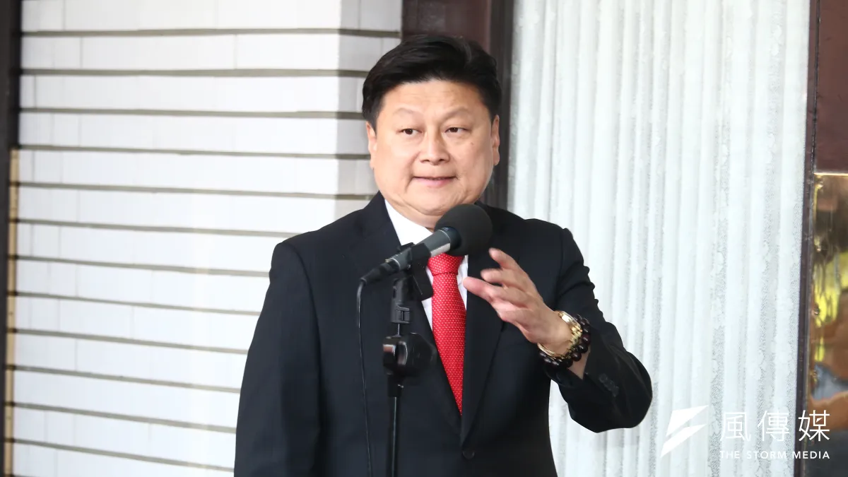 針對國民黨選策會爭議,立委傅崐萁昨親上火線召開記者會,今(18)日也在臉書發文回應。(資料照,蔡親傑攝)