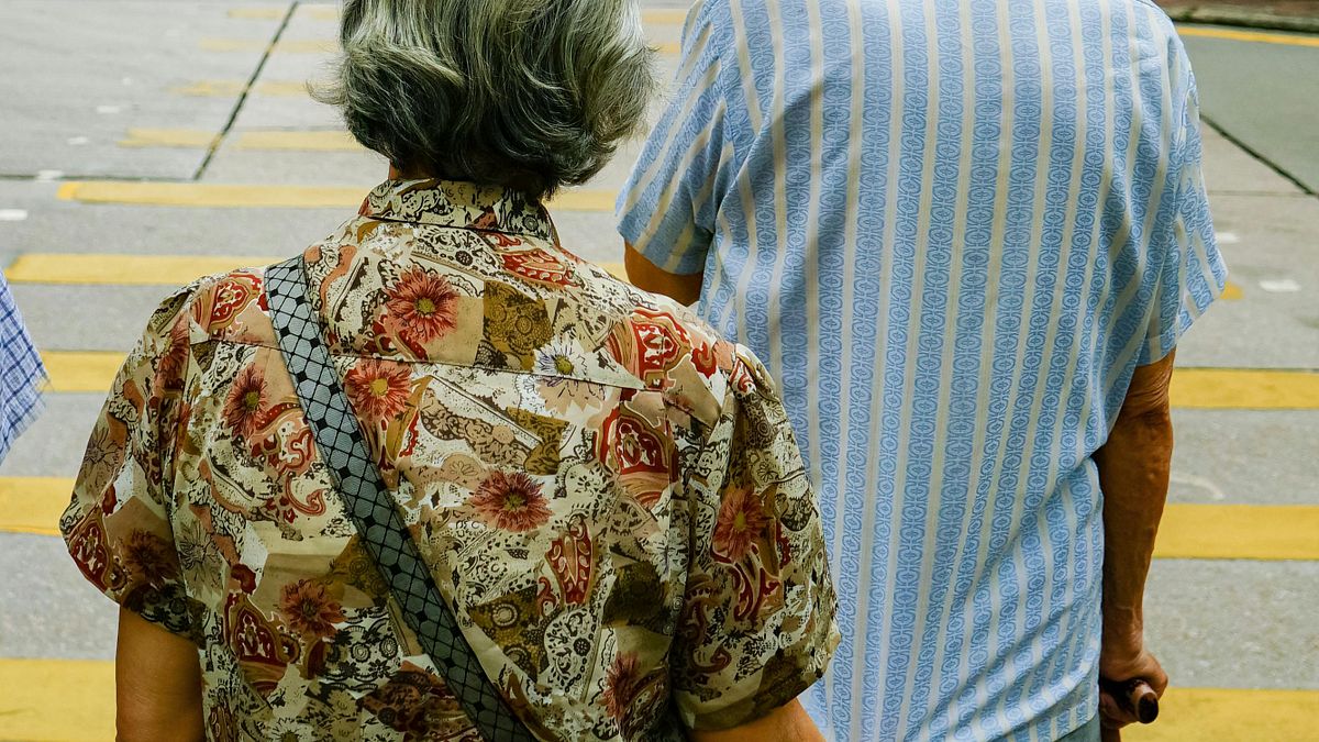 王順民觀點:推動長照假─家庭照顧者的救命稻草還是國家政策的負擔?