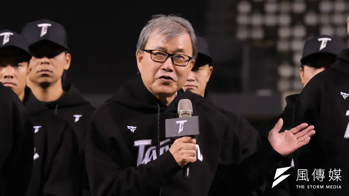 教育部長の鄭英耀氏は14日、両岸は現在緊張状態にあるが、国際交流は学生にとって良いことである。ただし、中国との交流については、現時点では推奨せず、禁止、反対していると述べた。(資料写真、劉偉宏撮影) 教育部長の鄭英耀氏は14日、両岸は現在緊張状態にあるが、国際交流は学生にとって良いことである。ただし、中国との交流については、現時点では推奨せず、禁止、反対していると述べた。(資料写真、劉偉宏撮影)