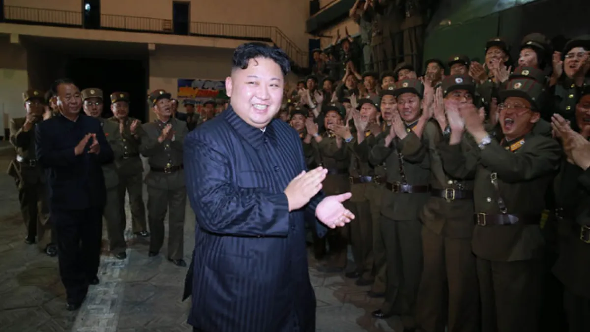 作者擔心,朝鮮半島開戰或僅是小範圍的觸戰,大國間會為了停戰而達成共識,反使得台灣成為犧牲打,未戰先敗,變成另一被兼併的「克里米亞」半島。(資料照,朝中社)