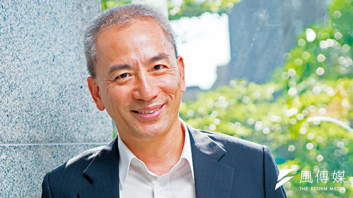 群信董事長林志盈,曾任台北市交通局局長,較其他業者更容易找到捷運、高鐵等合作對象。 群信董事長林志盈,曾任台北市交通局局長,較其他業者更容易找到捷運、高鐵等合作對象。