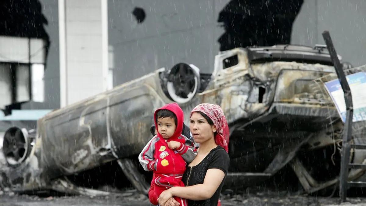 中國近年來不斷迫害新疆維吾爾族的穆斯林,甚至設立再教育營對穆斯林進行政治洗腦。(美聯社)
