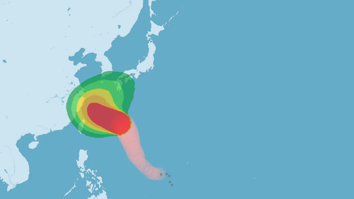 中央氣象局預測卡努颱風將在3日北轉。(圖/翻攝自中央氣象局)
