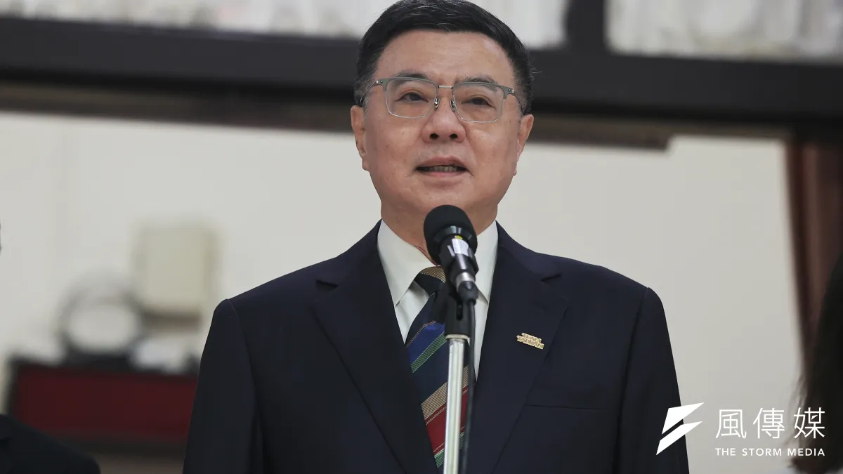 幕僚車輛意外卡關,行政院長卓榮泰命專家延遲起飛。(資料照,柯承惠攝)