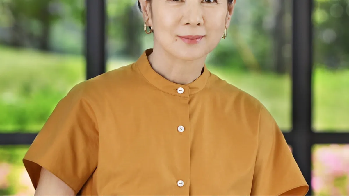 第38回東京国際映画祭は、オープニング作品『てっぺんの向こうにあなたがいる』主演の吉永小百合さんに特別功労賞を授与する。(写真/東京国際映画祭事務局提供) 第38回東京国際映画祭は、オープニング作品『てっぺんの向こうにあなたがいる』主演の吉永小百合さんに特別功労賞を授与する。(写真/東京国際映画祭事務局提供)