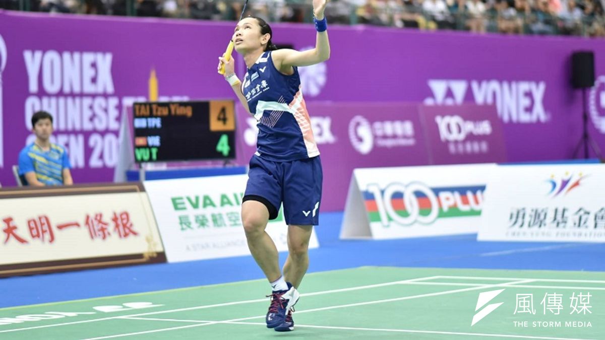 戴資穎在台北羽球公開賽首輪面對越南選手武氏妝,以2比1逆轉晉級16強。 (王永志攝) 戴資穎在台北羽球公開賽首輪面對越南選手武氏妝,以2比1逆轉晉級16強。 (王永志攝)