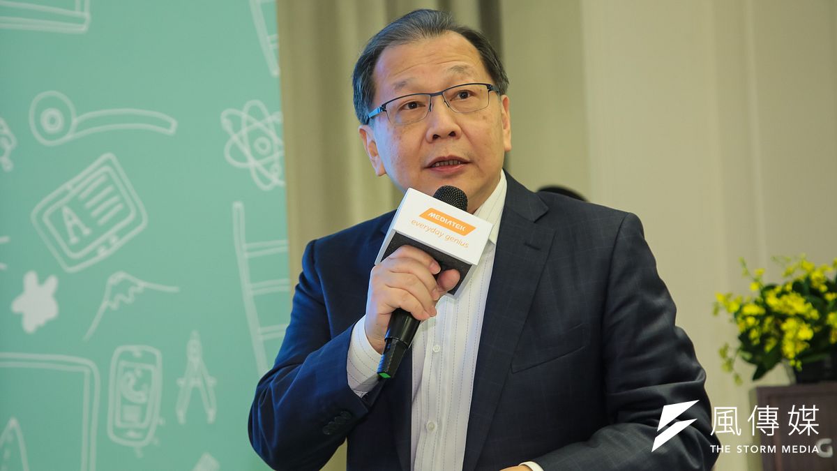聯發科共同執行長蔡力行27日出席「聯發科2017年終媒體聚會」,他表示,聯發科對於競爭對手整併,目前看法很中性,並沒有因此雀躍或高興。(顏麟宇攝) 聯發科共同執行長蔡力行27日出席「聯發科2017年終媒體聚會」,他表示,聯發科對於競爭對手整併,目前看法很中性,並沒有因此雀躍或高興。(顏麟宇攝)