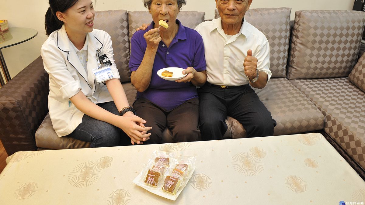 營養品加入蛋糕 放腫病人享受健康下午茶 營養品加入蛋糕 放腫病人享受健康下午茶