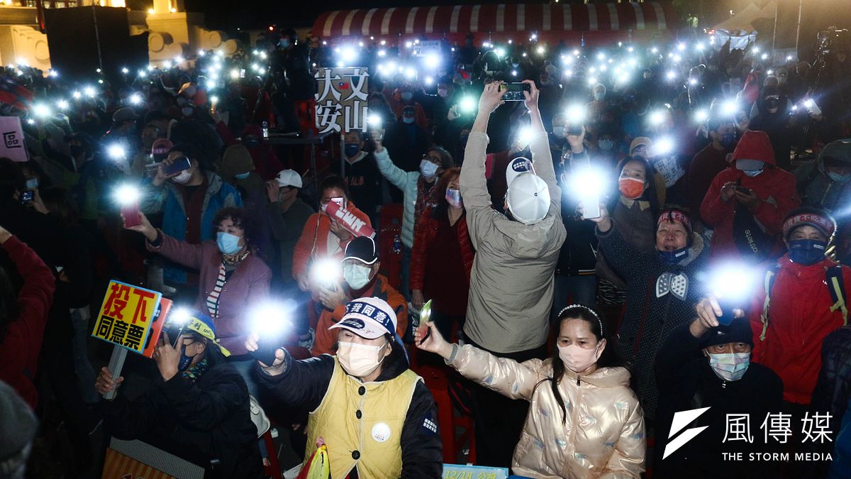 筆者認為選舉時黨內的權力廝殺,罔顧人民、忘了人民才是舞台主角,皆是政黨民主化的扭曲結果。(資料照,蔡親傑攝) 筆者認為選舉時黨內的權力廝殺,罔顧人民、忘了人民才是舞台主角,皆是政黨民主化的扭曲結果。(資料照,蔡親傑攝)