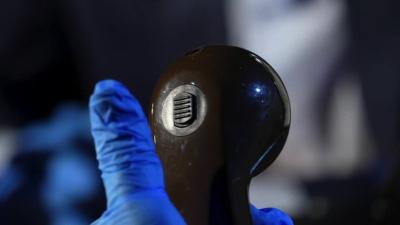 話筒上面的按鈕