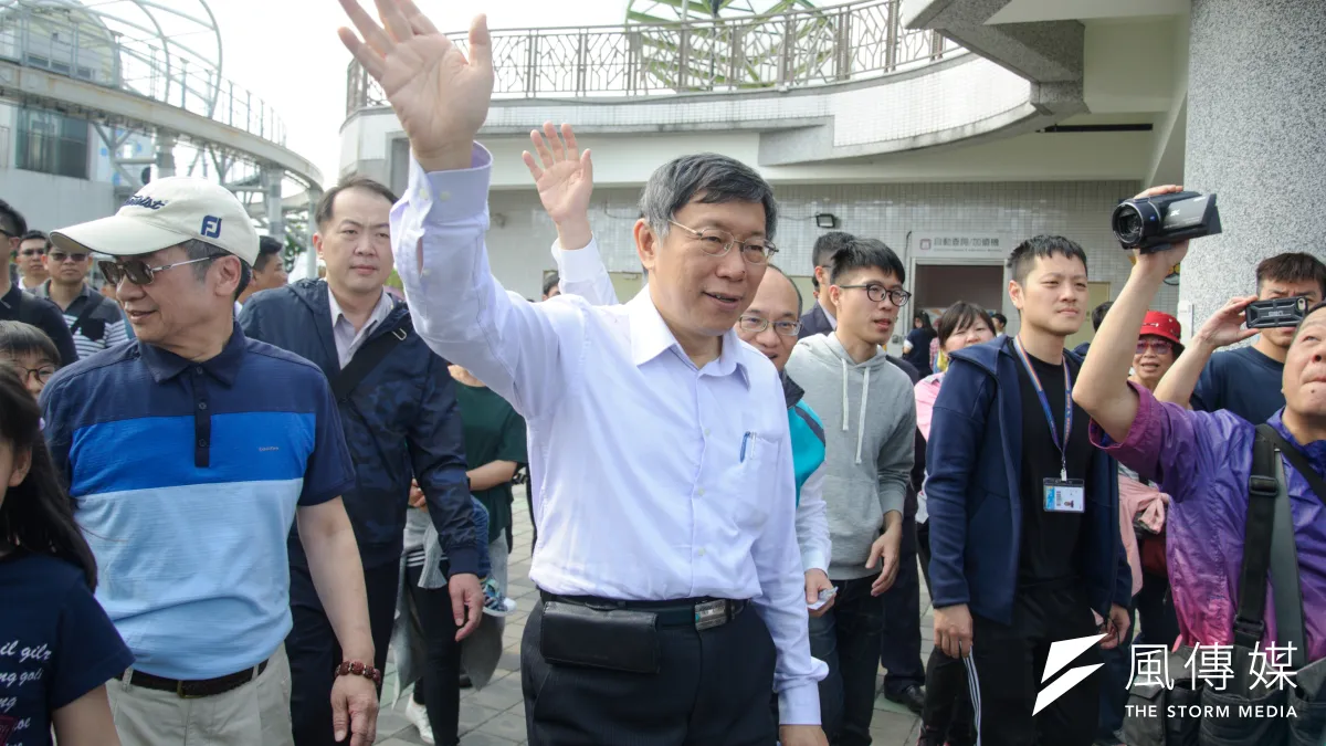 針對東區商圈近來停滯為成長情況,台北市長柯文哲6日走訪東區商圈後,提出4項振興計畫。(資料照,甘岱民攝)