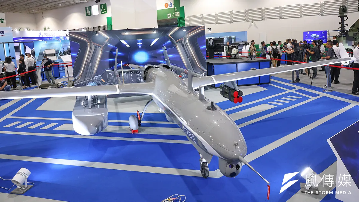 近年國軍借鏡俄烏戰爭經驗,在各項操演中都大量運用無人機。圖為銳鳶二型無人機。(資料照,顏麟宇攝) 近年國軍借鏡俄烏戰爭經驗,在各項操演中都大量運用無人機。圖為銳鳶二型無人機。(資料照,顏麟宇攝)