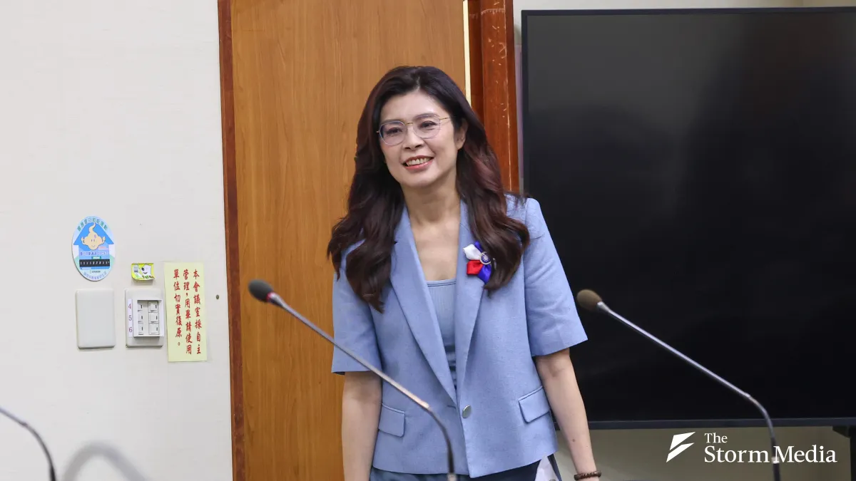 On March 30, Kuomintang Chairperson Cheng Li-wen announced that she will lead a delegation to visit mainland China. (Photo by Yen Lin-yu)