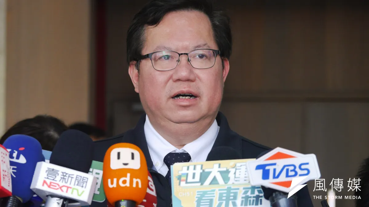 行政院副院長鄭文燦今(22)日針對疑似外交電報遭洩漏一事,表示網路資訊真假難辨,「可能是認知作戰」。(蔡親傑攝)